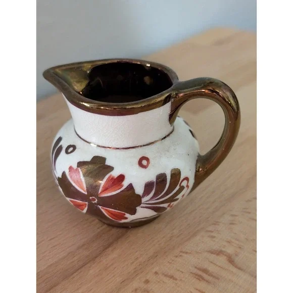 Vintage Old Castle Jug Made in England White & Copper Luster Floral 2 3/8 Inch - Picture 11 of 13